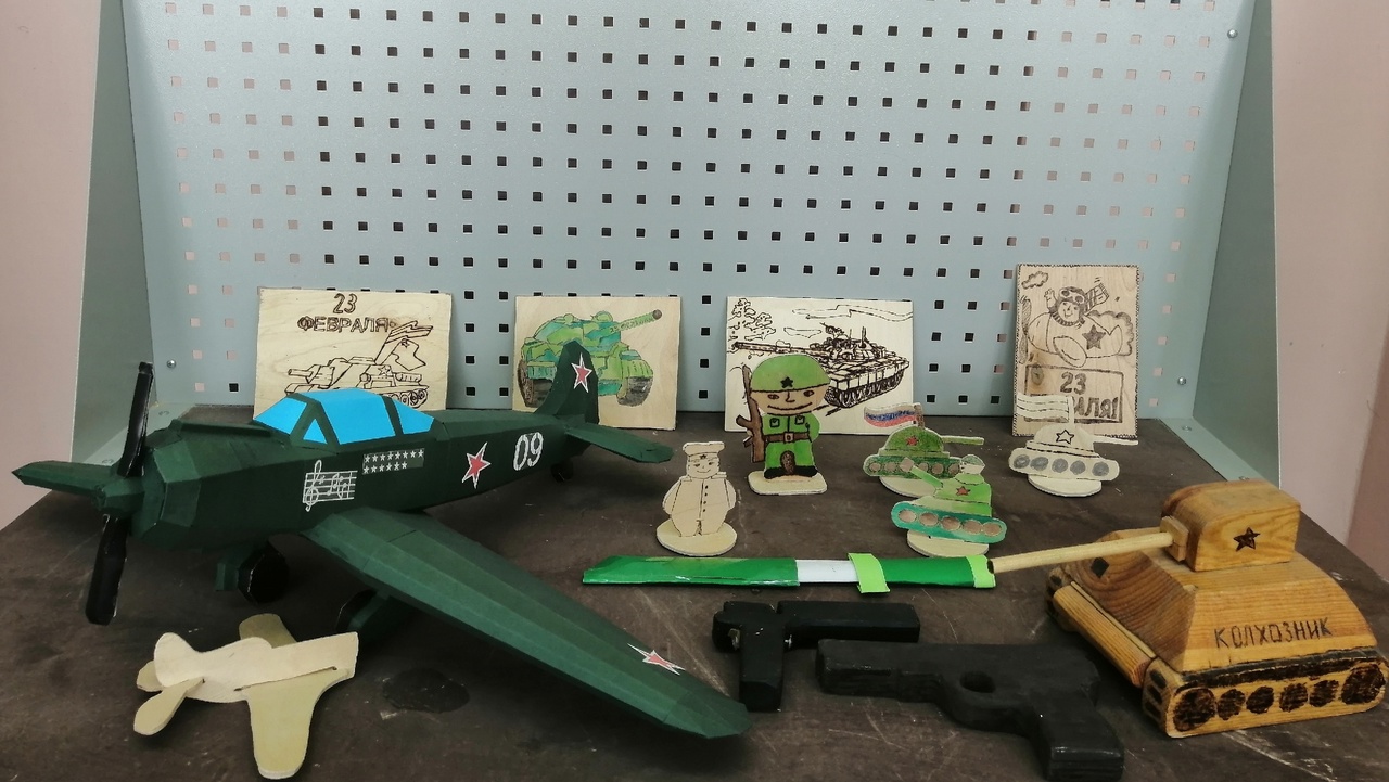 Выставка работ «Наше творчество» Выставка работ «Наше творчество».