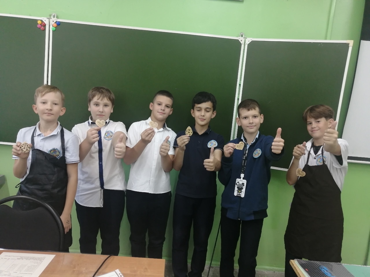 «Творческая мастерская» открывает секреты работы с лобзиком «Творческая мастерская» открывает секреты работы с лобзиком.